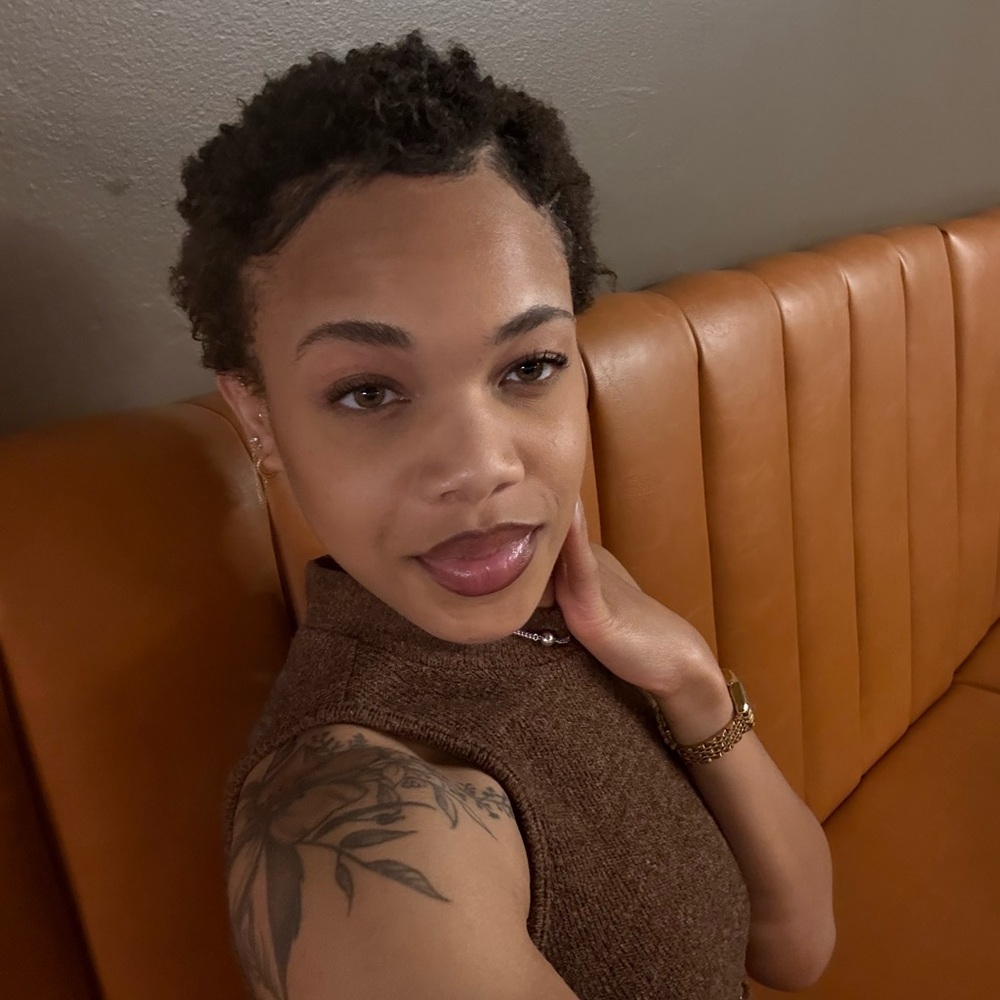 Meet your Posher, Ashonti